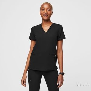 FIGS Three Pocket Scrub Top